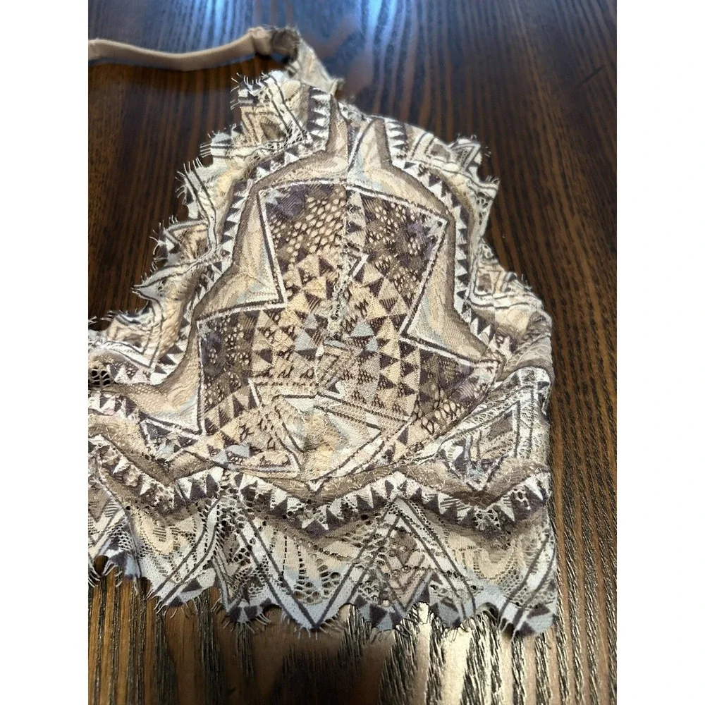 Victoria's Secret Pink lace bralette lightly lined Womens S Aztec halter bra EUC